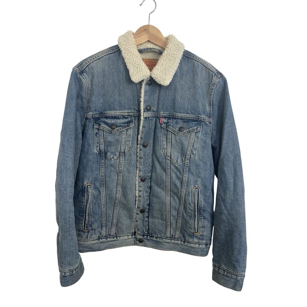 Levi’s Type III Sherpa Trucker Jacket Men’s Size Medium Medium Wash Denim